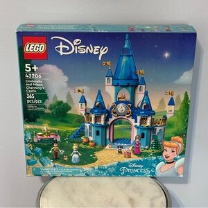 LEGO Cinderella and Prince Charming’s Castle 43206 New Sealed